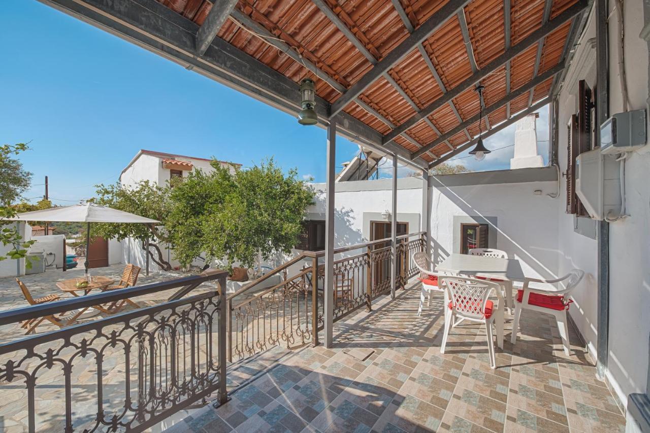 Holiday home Casa La Perla - *